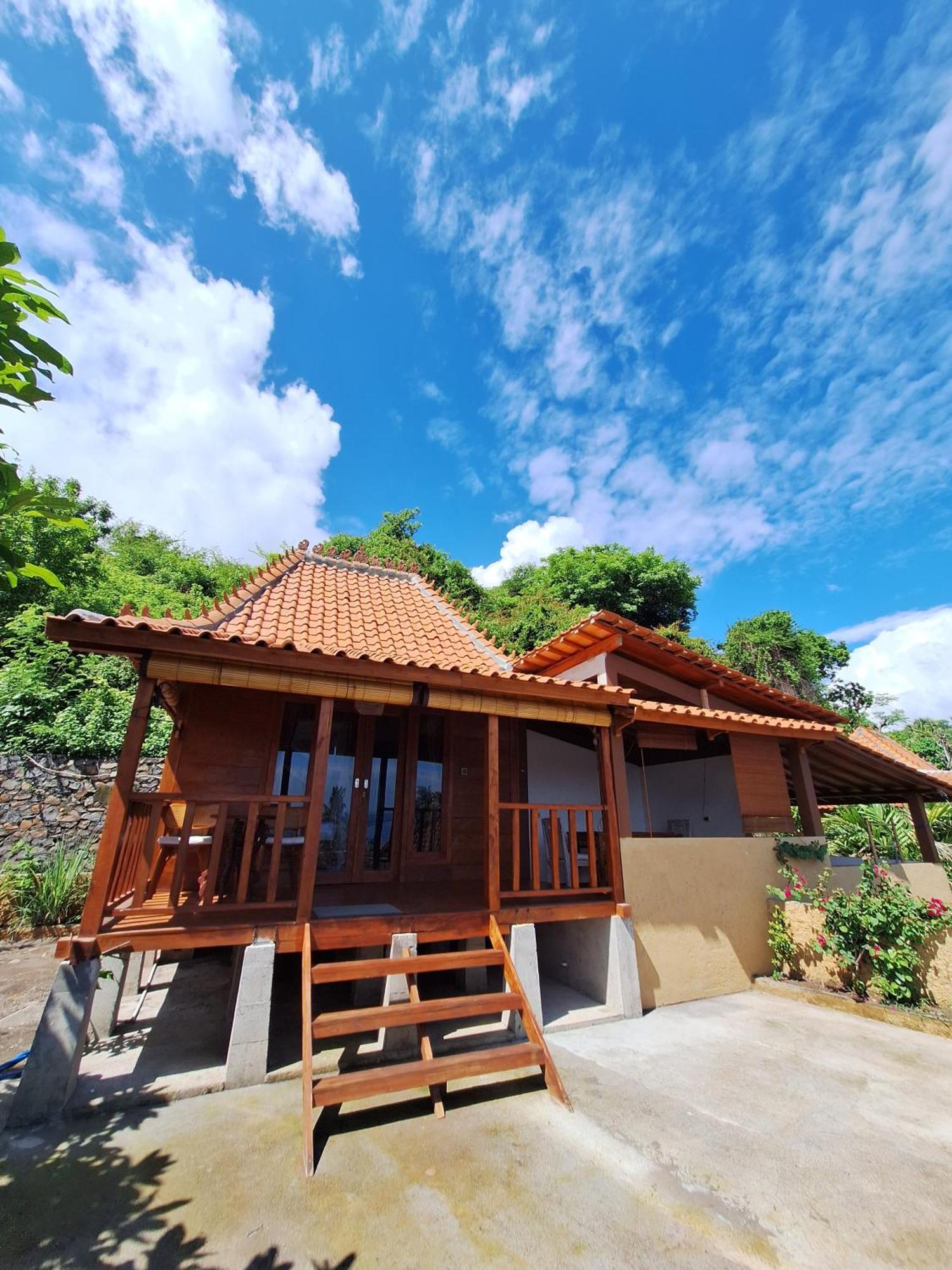 Rumah Wayans Lipah Amed Exterior foto
